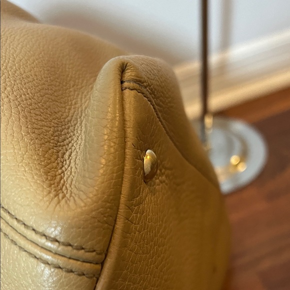 3096 Gucci Beige Leather Tote Bag - Picture 8 of 16